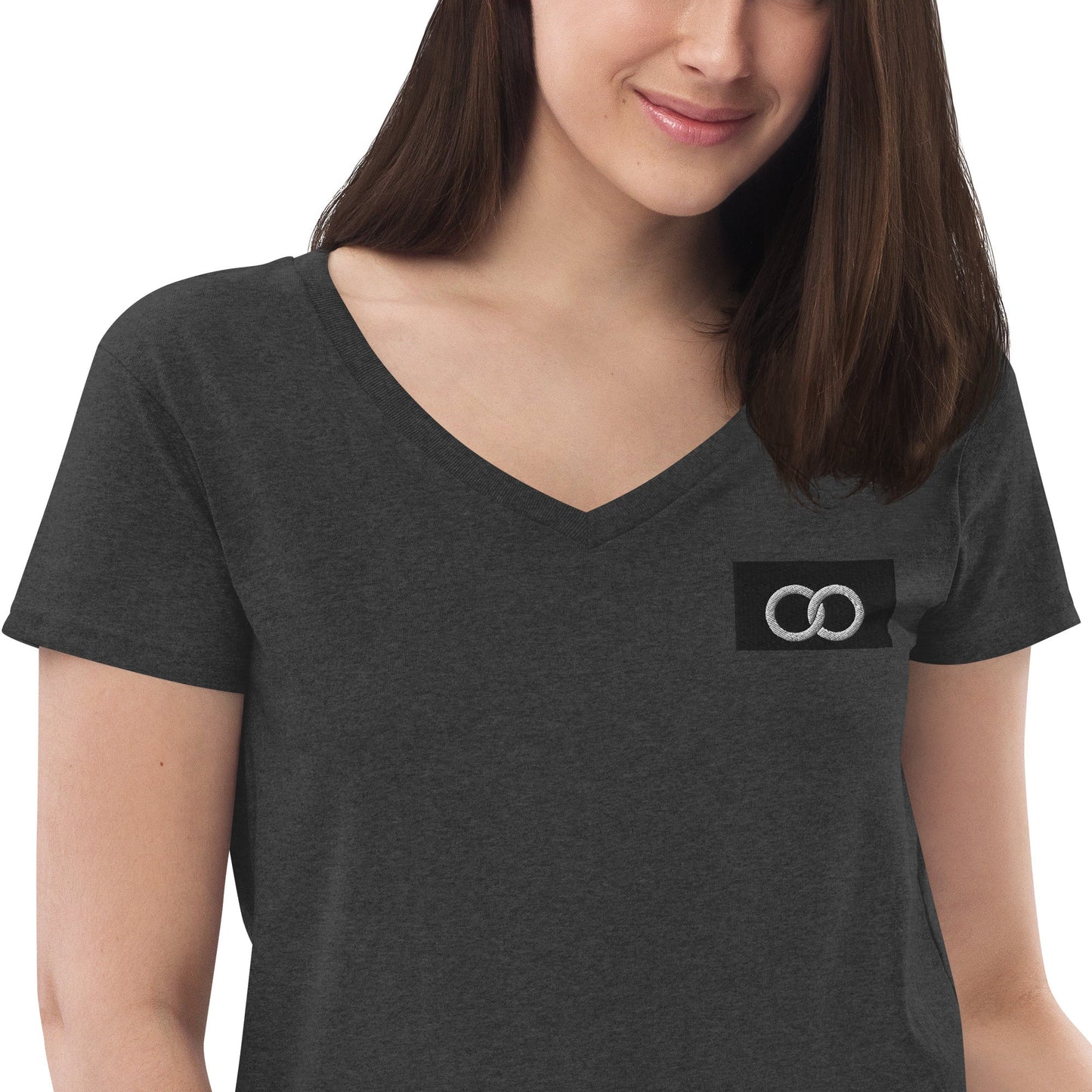 Eco-Chic Verve V-Neck - BeeStitched