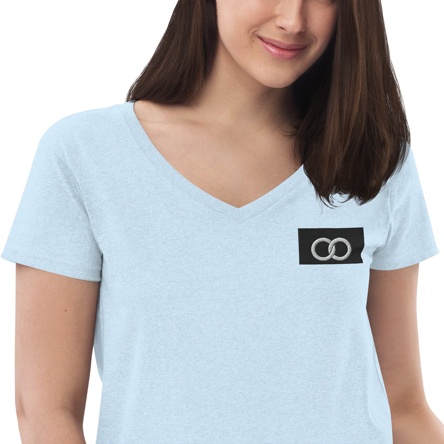 Eco-Chic Verve V-Neck - BeeStitched