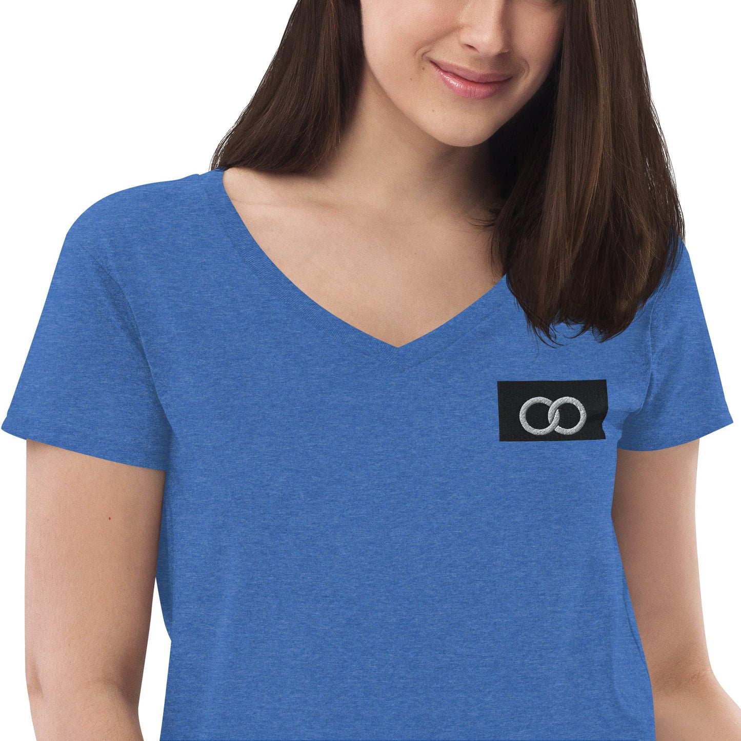 Eco-Chic Verve V-Neck - BeeStitched